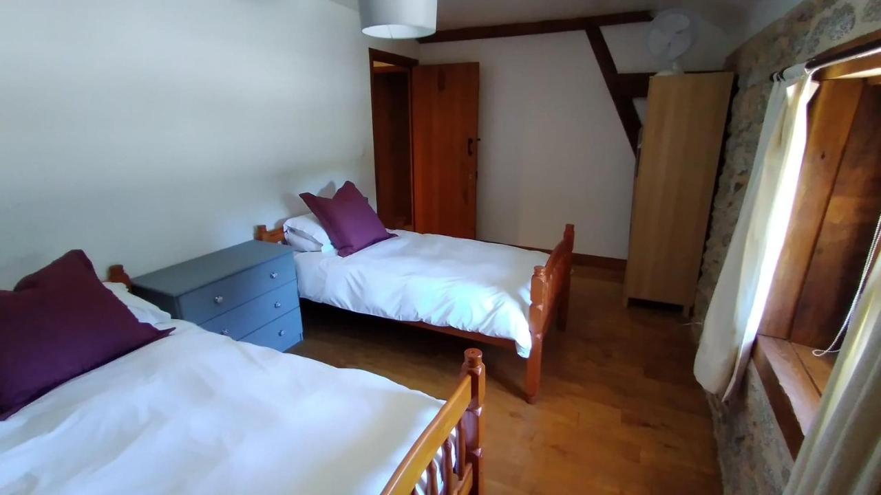 The Railway Cottage - Characterful And Comfortable Holiday Cottage Piégut-Pluviers Εξωτερικό φωτογραφία